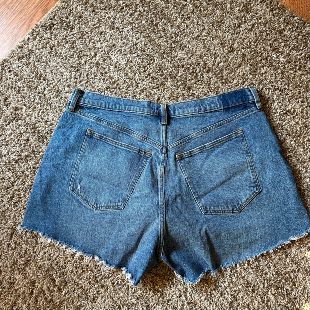 Rarely Worn Abercrombie & Fitch Jean Shorts 💞 - Picture 4 of 4